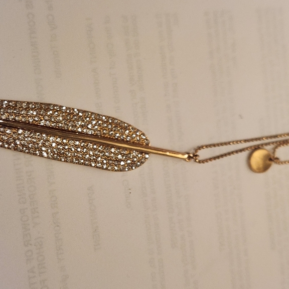 Gold-tone 32" long Crystal Feather Leaf Pendant - Picture 5 of 6